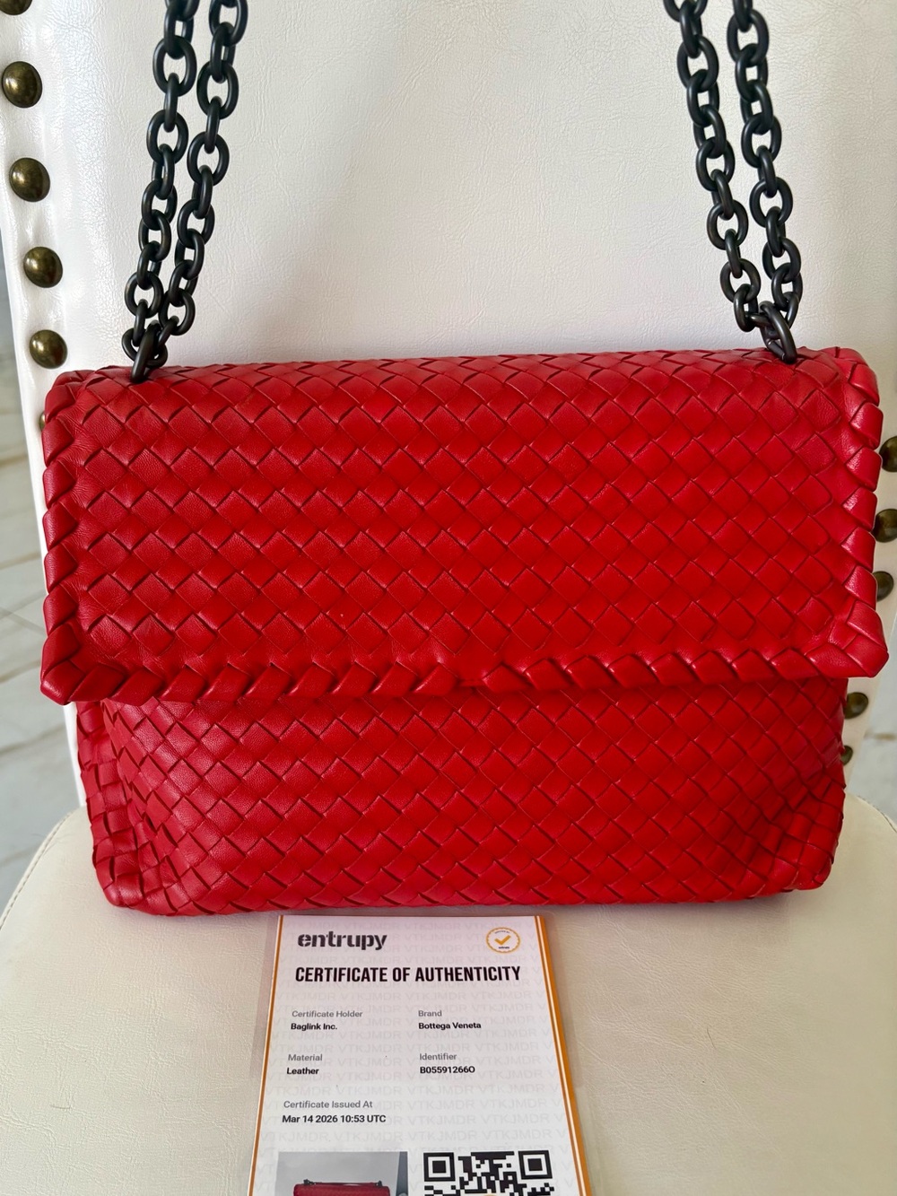 BOTTEGA Veneta Intrecciato Red OLIMPIA Medium Shoulder crossbody Bag Chain COA